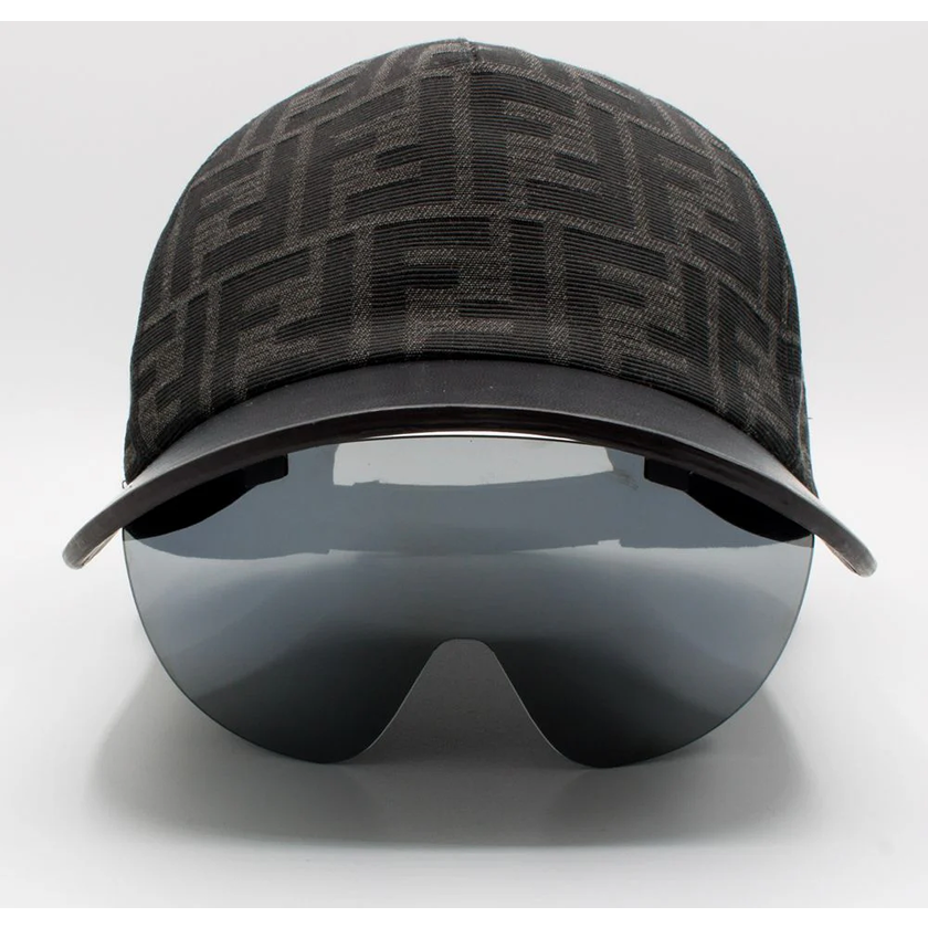 fendi, fendi eyewear, fendi sunglasses, xeyes sunglass shop, men sunglasses, women sunglasses, fendi baseball cap, fe40022u, black fendi baseball cap