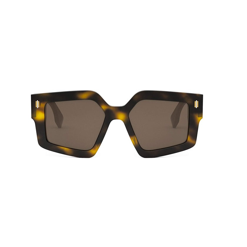 fendi sunglasses, fendi eyewear, xeyes sunglass shop, women sunglasses, fashion, fashion sunglasses, fendi, oversized sunglasses, square sunglasses fe40162i