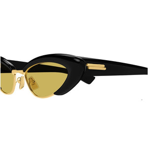 bottega veneta, bottega veneta eyewear, fashion, fashion sunglasses, xeyes sunglass shop, bottega veneta sunglasses, luxury sunglasses, cat eye sunglasses, women sunglasses, bv1387s