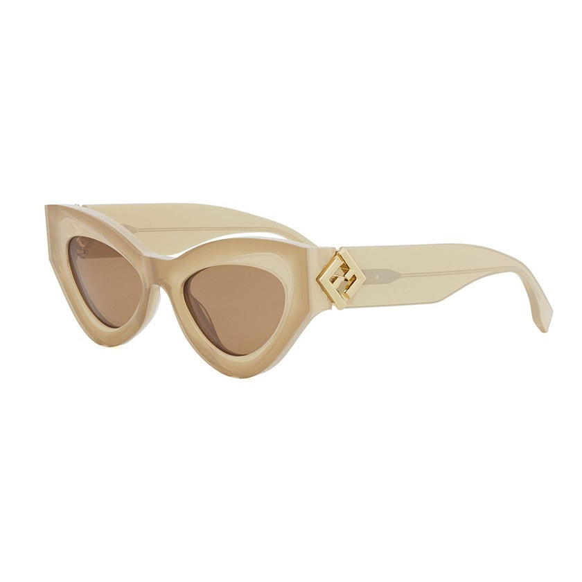 fendi, fendi eyewear, fendi sunglasses, xeyes sunglass shop, women sunglasses, fashion sunglasses, cat eye sunglasses, beige sunglasses, fe40146i, fendi ff diamonds