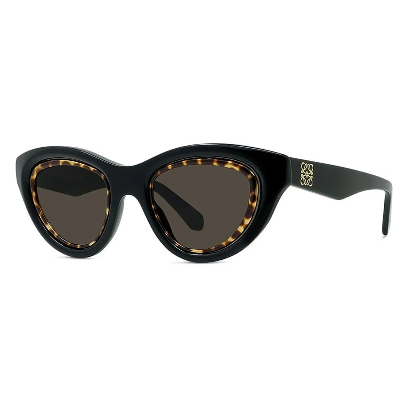 cat eye sunglasses, black sunglasses, loewe eyewear, xeyes sunglass shop,loewe, lw40182u, fashion sunglasses