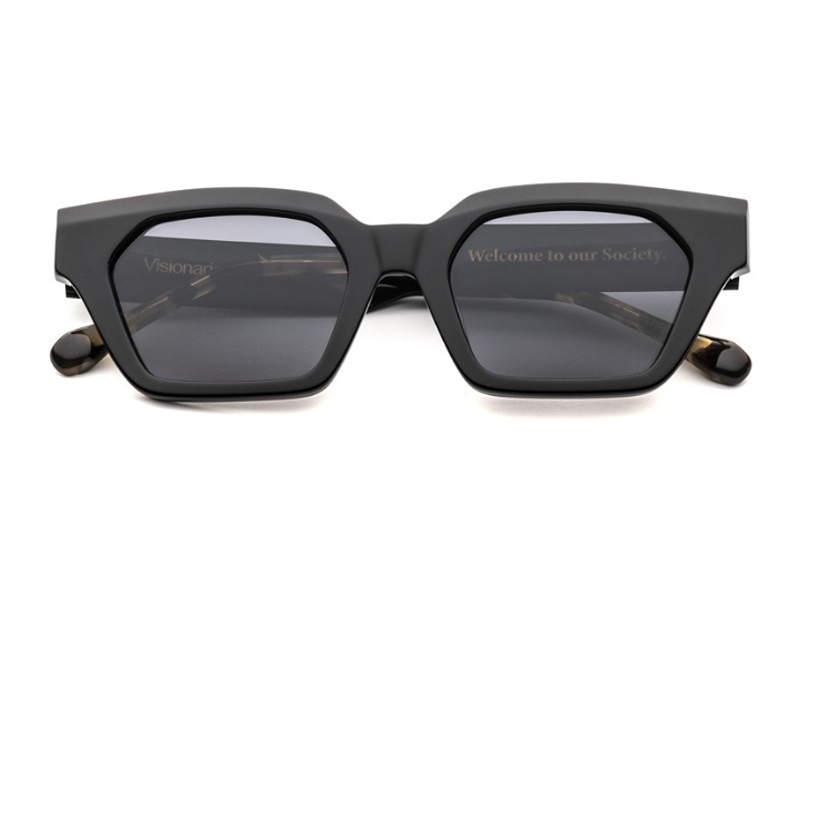 visionario, visionario eyewear, visionario sunglasses, xeyes sunglass shop, men sunglasses, women sunglasses, fashion sunglasses, visionario rigoberta
