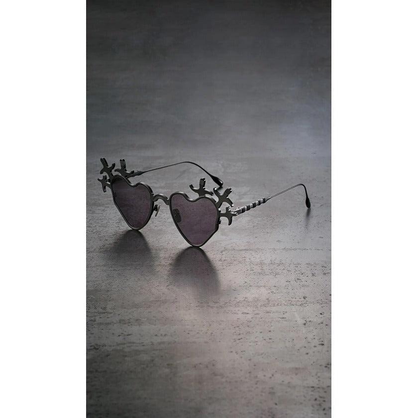 capote sunglasses, capote eyewear, titanium glasses cyprus, luxury glasses cyprus, capote amour, heart sunglasses, heart eyewear, heart glasses capote