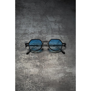 capote sunglasses, capote eyewear, titanium glasses cyprus, luxury glasses cyprus, capote guri