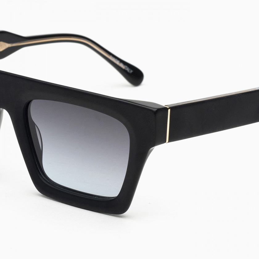 bust out sunglasses, bust out eyewear, italian glasses, round sunglasses, unisex glasses, men glasses, women glasses, xeyes sunglass shop, buy online glasses, bust out phill